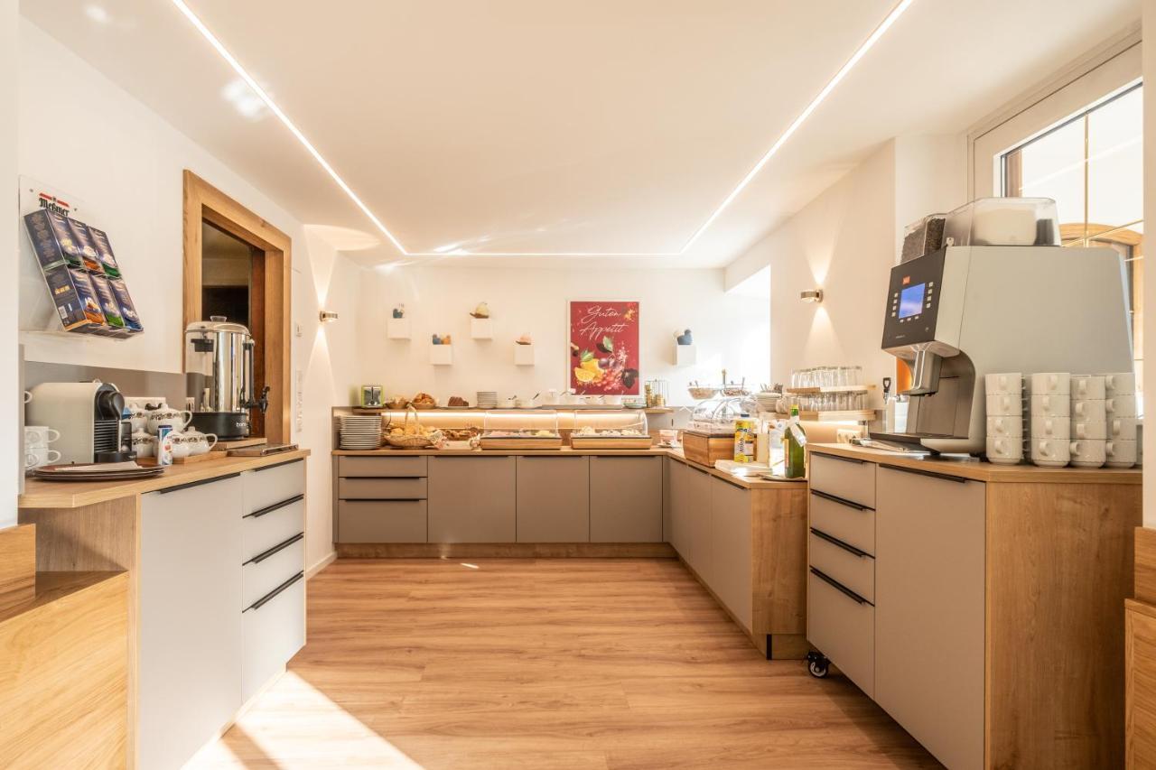 Hotel-Pension Falkensteiner Sankt Gilgen Buitenkant foto