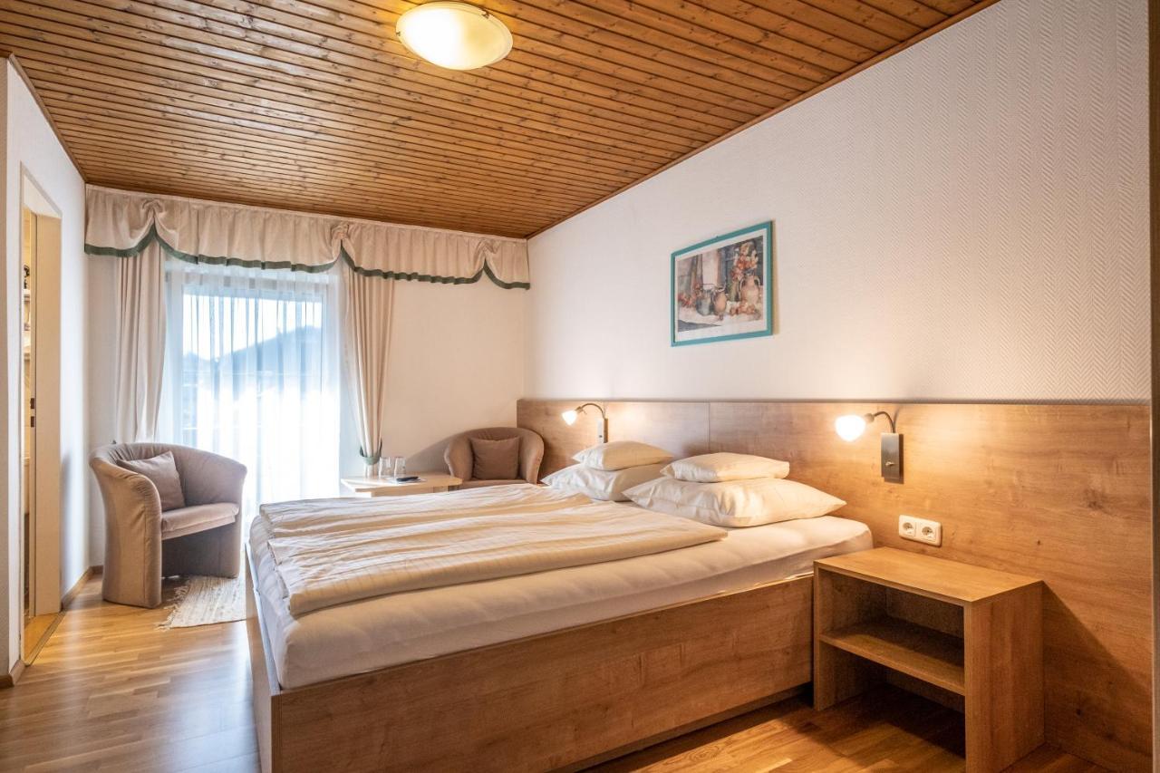 Hotel-Pension Falkensteiner Sankt Gilgen Buitenkant foto