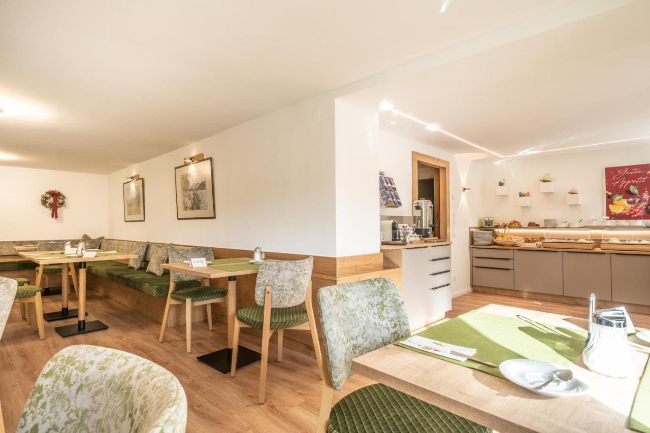 Hotel-Pension Falkensteiner Sankt Gilgen Buitenkant foto