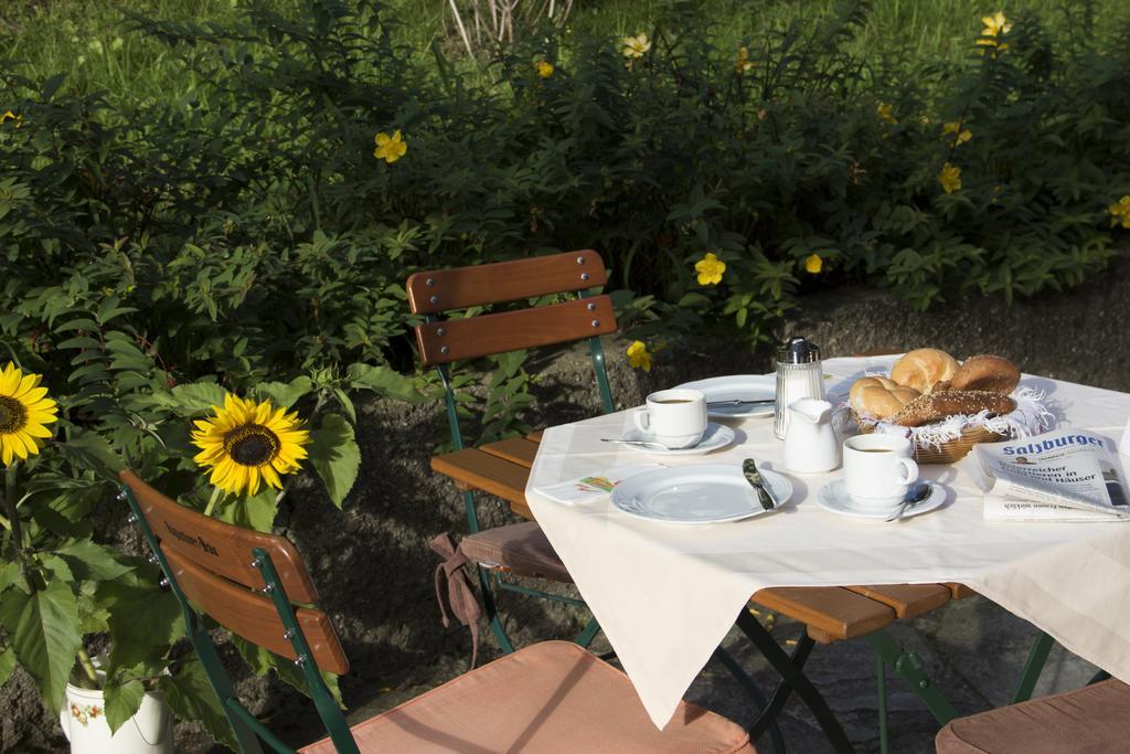 Hotel-Pension Falkensteiner Sankt Gilgen Buitenkant foto