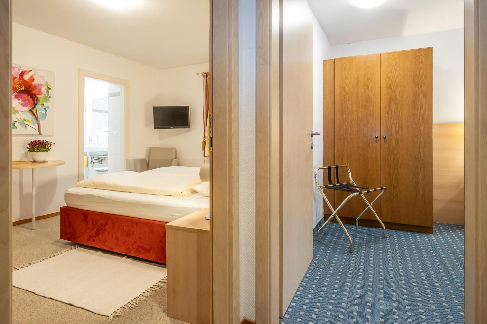 Hotel-Pension Falkensteiner Sankt Gilgen Buitenkant foto