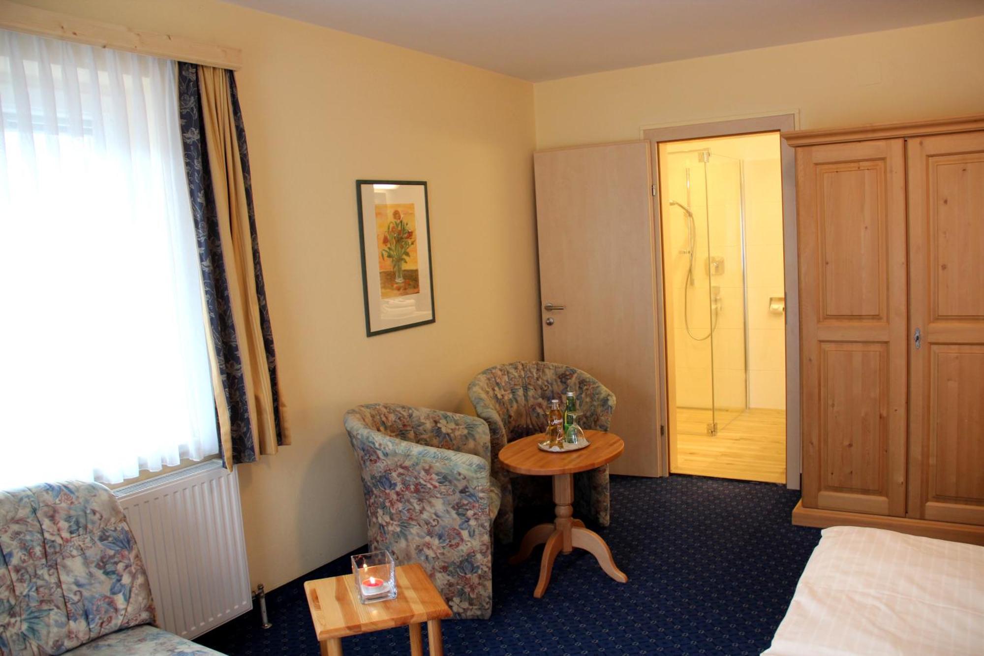 Hotel-Pension Falkensteiner Sankt Gilgen Buitenkant foto